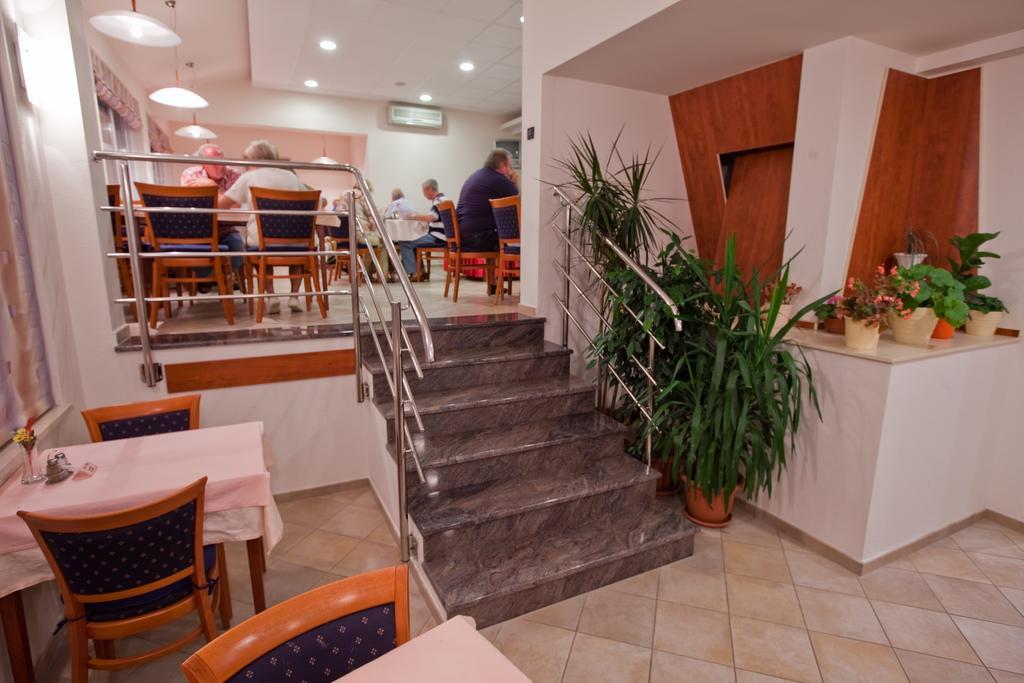 Villa Vinka Tučepi Exterior foto